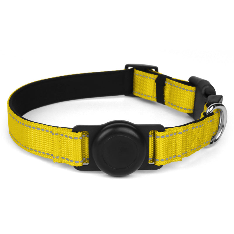 AirTag dog collar for dogs, featuring  reflective  and built-in tracker slot, ideal for high-visibility tracking and outdoor use